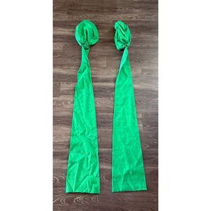 NWOT Miscreants London x Revolve Green Puff Sleeves With Train $314 MSRP